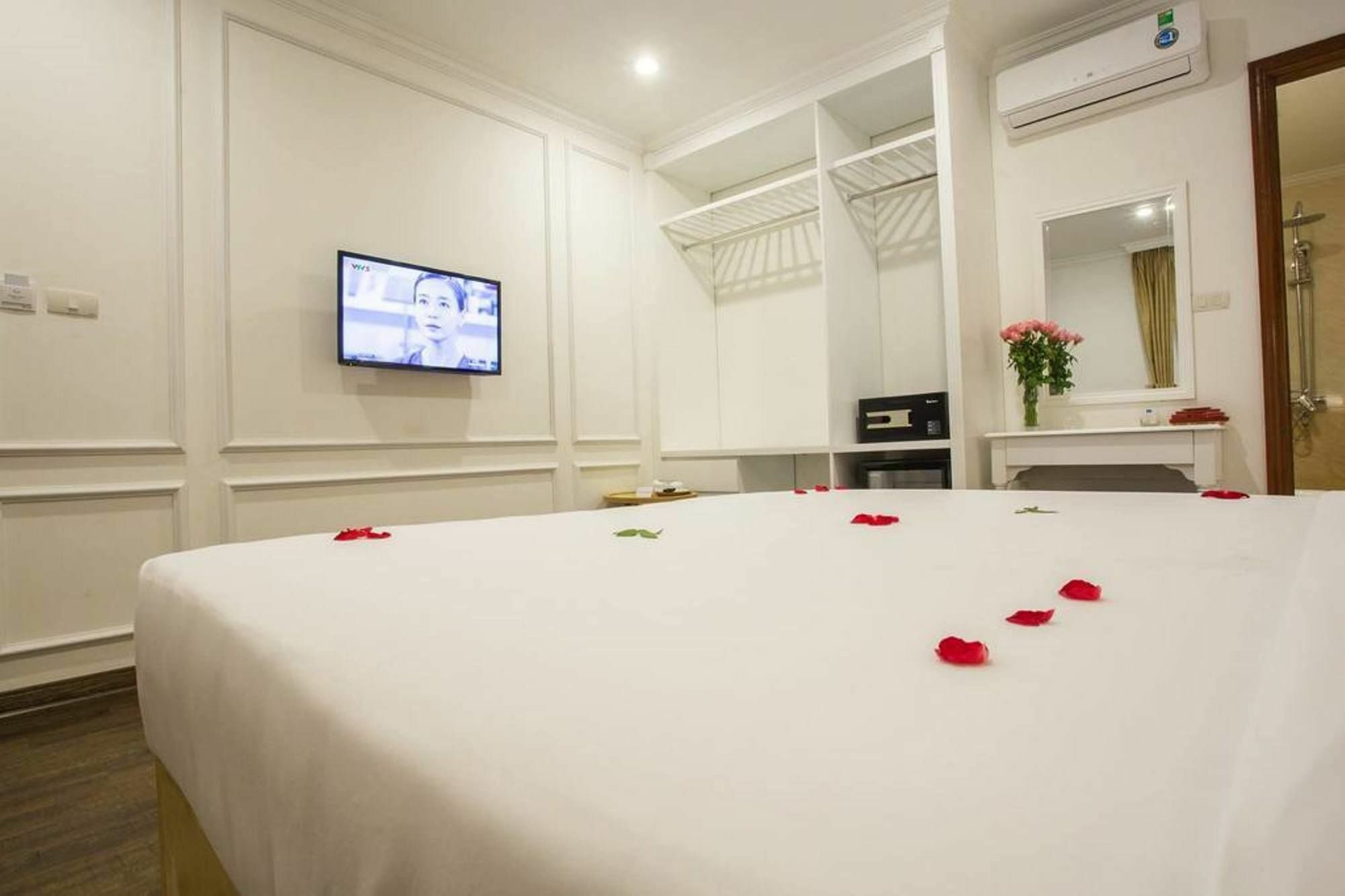 Hanoi A83 Hotel Buitenkant foto